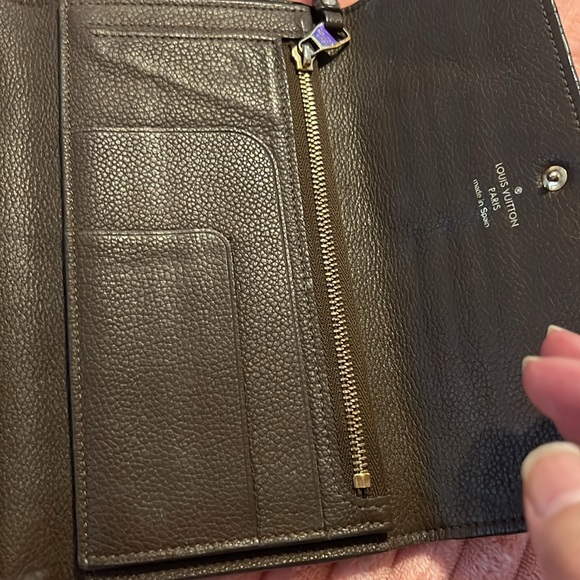 LV Wallet - Picture 7 of 14